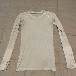Lululemon Swiftly Tech Long Sleeve
